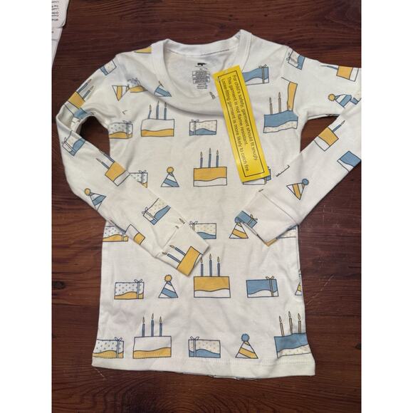 Monica + Andy 2Pc Pajama Set Birthday Theme Unisex Size 5T NWT - Picture 9 of 10